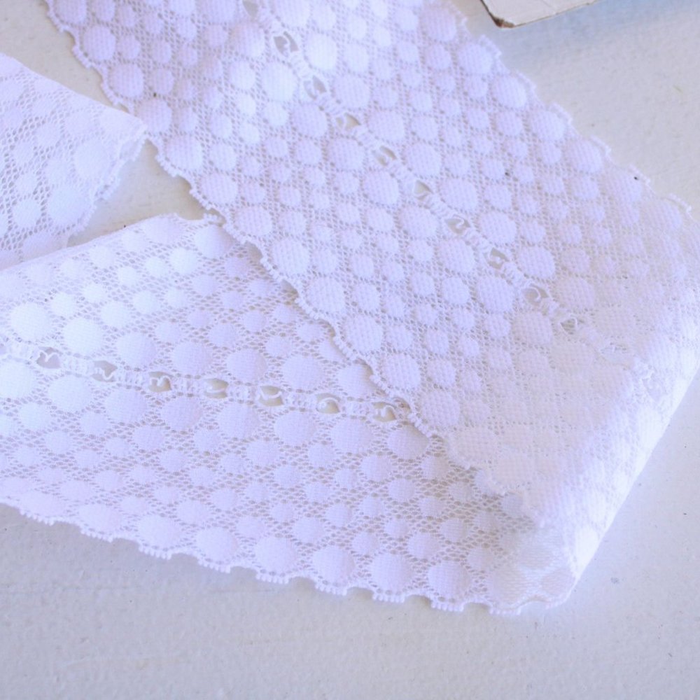 Vintage 1980s 1990s Stretch Lace Trim, Raval NYC, Wide, White, 2 yards, 6.75" wd - Picture 6 of 8
